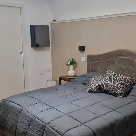 Campanile 17 게스트하우스 만프레도니아